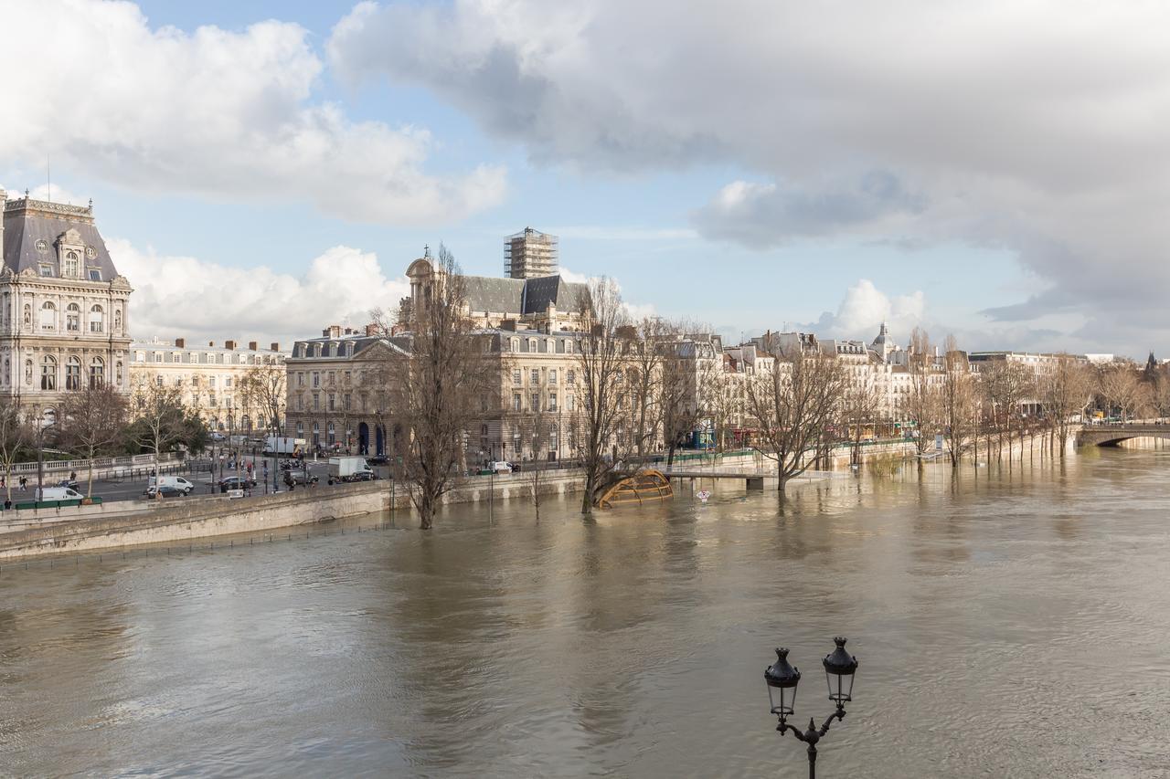 Veeve - Overlooking the Seine on Ile de la Cité París Exterior foto